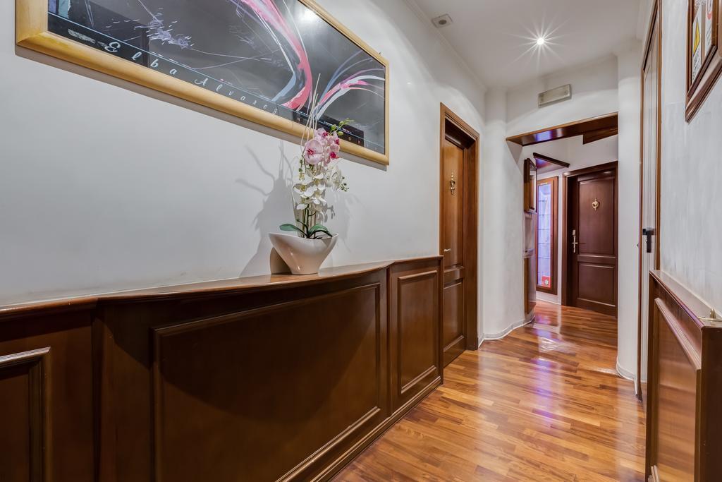 38 Viminale Street Hotel Rome Buitenkant foto